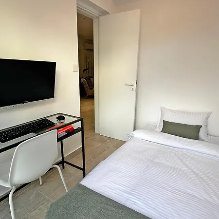 Nyaraló Lemon Tree New 3 Bedroom -bbq-office