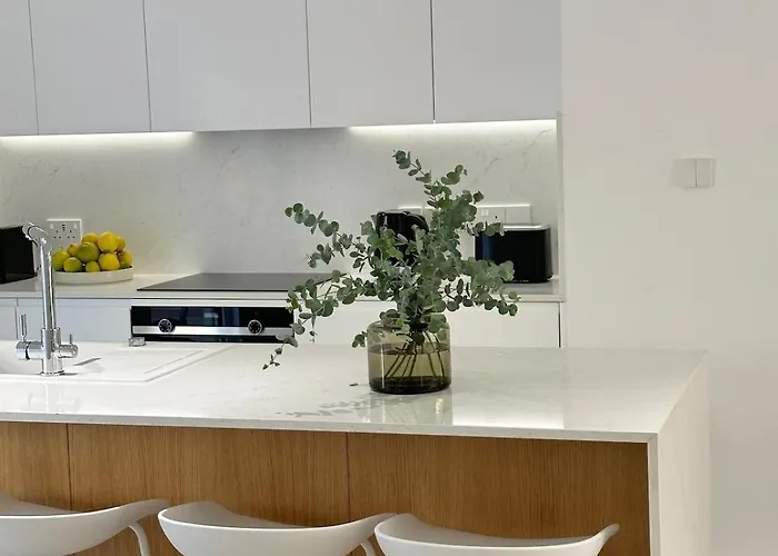 Semesterbostad Lemon Tree New 3 Bedroom -bbq-office *