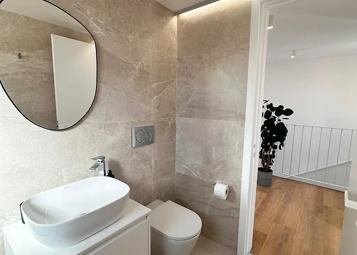 Semesterbostad Lemon Tree New 3 Bedroom -bbq-office